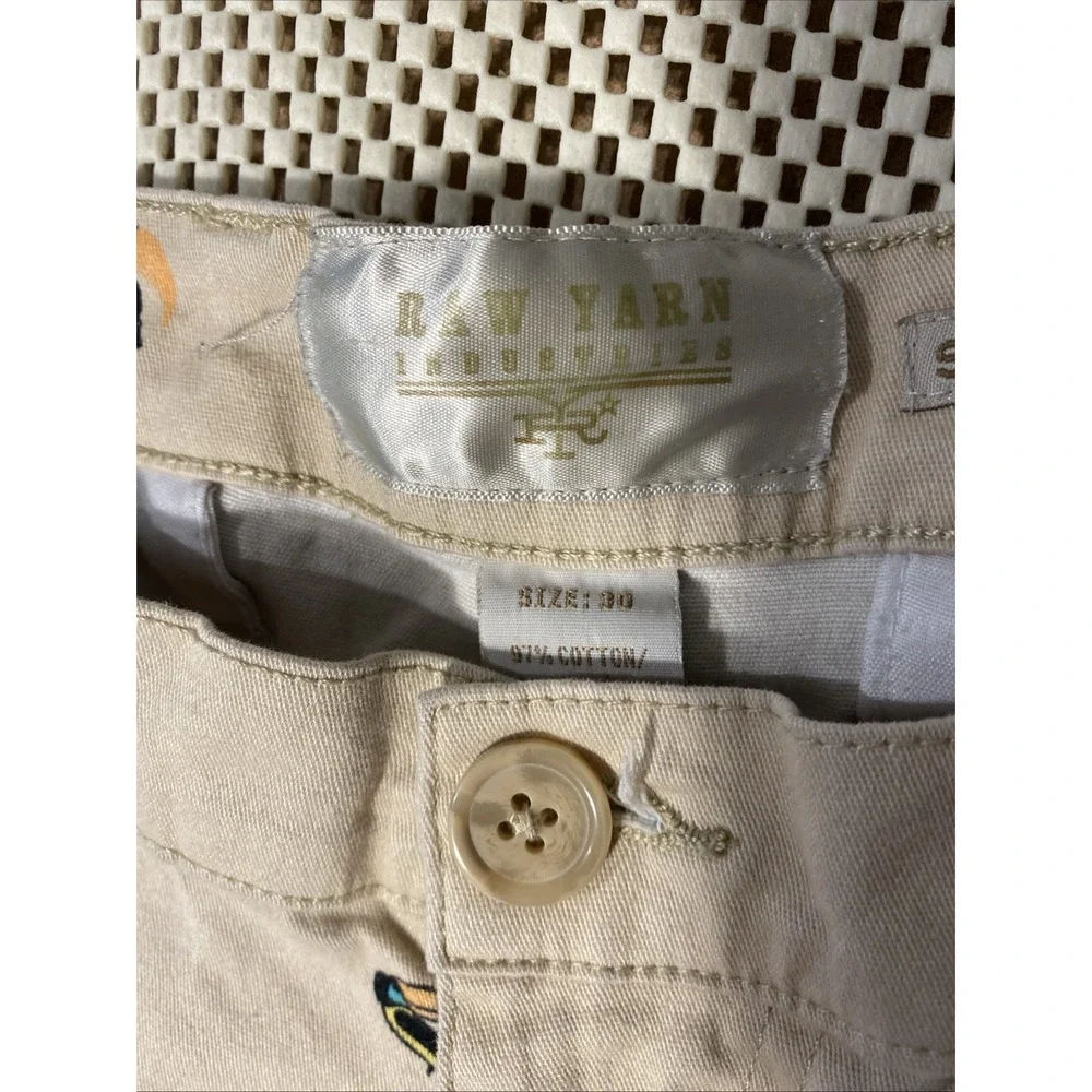 MENS RAW YARN INDUSTRIES TOUCAN WHITE SHORTS SIZE 30